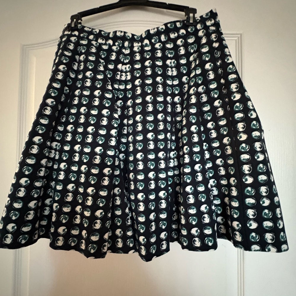 Banana Republic Black and White Skater Skirt